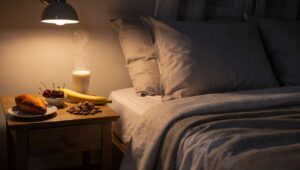Dieta per dormire bene, 5 cibi aiutano sonno e ora di cena è decisiva